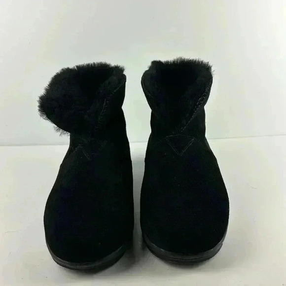 BEARPAW sz 9 NWOT BLACK - Picture 7 of 10